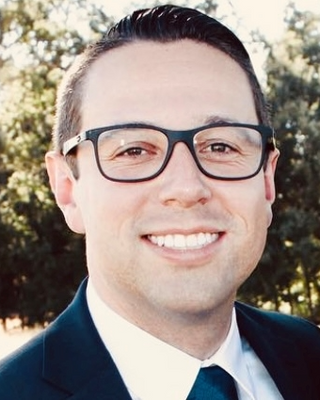 Photo of Juan Zuluaga, Licensed Professional Clinical Counselor in Lake Forest, CA