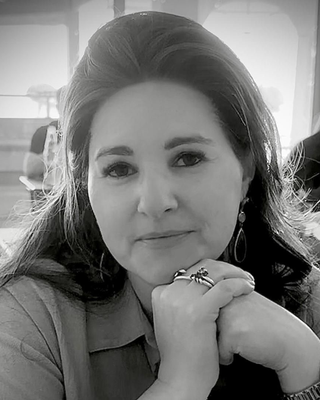Photo of Dr Natalie Scheiner, Psychologist, DCounsPsych, HCPC - Couns. Psych.