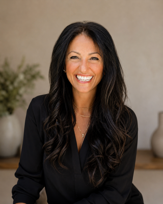 Photo of Liza Samuel - Liza Samuel - Trauma & Grief Therapist, Clinical Social Work/Therapist, LCSW, EMDR, GRIEF