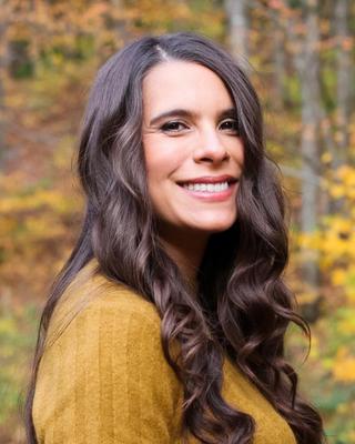 Photo of Lauren Gomola, Professional Counselor Associate, LPCA