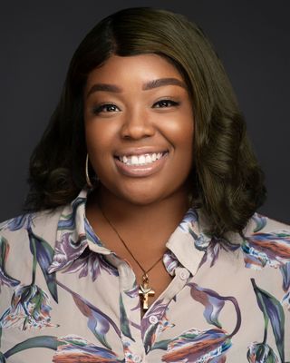 Photo of Cherdell Washington, LPC Intern in Harrisburg, PA