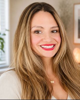 Photo of Vanessa Benaway, Marriage & Family Therapist, LMFT, RYT