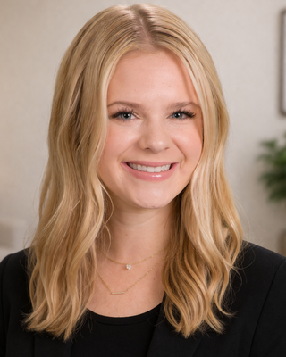 Photo of Megan Munday, Pre-Licensed Professional
