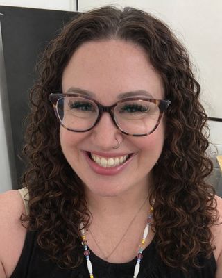 Photo of Lyndsey Callihan, Counsellor, MEd, CCC