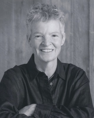 Photo of Jo Hodgson, Registered Psychotherapist in K1N, ON
