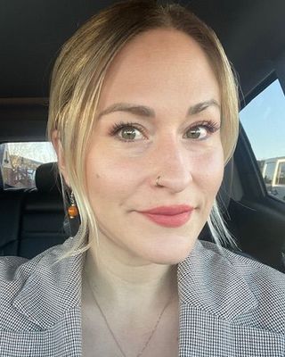 Photo of Cara Jane Thornburg, Clinical Social Work/Therapist, LCSW, CAS