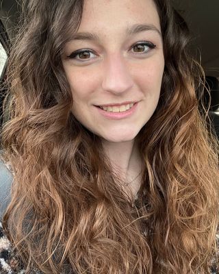 Photo of MacKenzie 'mac' Dallenbach, Pre-Licensed Professional, LMSW, MSW