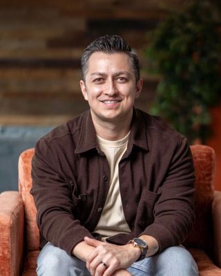 Photo of Hector Lomeli, Marriage & Family Therapist, LMFT
