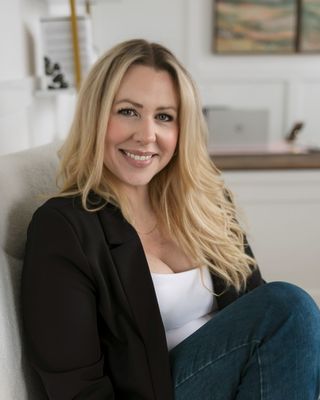 Photo of Amy Wasney - Strive to Thrive Counselling & Wellness, Counsellor, MPCC