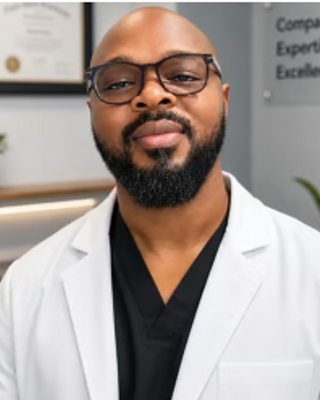 Photo of Hamzat Oshun, Psychiatric Nurse Practitioner