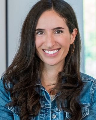 Photo of Dara Wells-Hajjar - Dara Wells-Hajjar - Expansive Therapy, Clinical Social Work/Therapist, LCSW