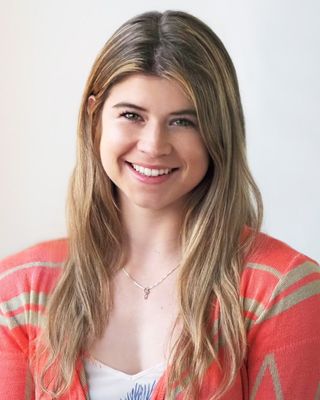 Photo of Giselle Avina, Marriage & Family Therapist Associate, MA, AMFT