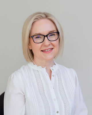 Photo of Joanne Barker, Psychotherapist, Pre-Accredited Member IACP