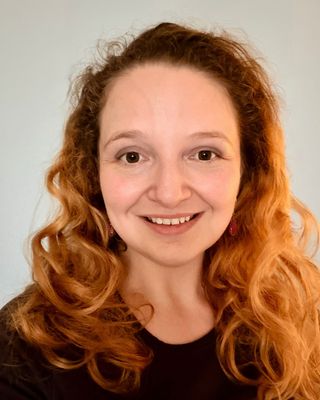 Photo of Hadley Wen, Psychologist, PhD
