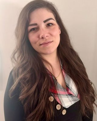 Photo of Deci Herriman, LMSW
