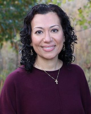 Photo of Sofie Azmy, Psychologist in Fort Wayne, IN