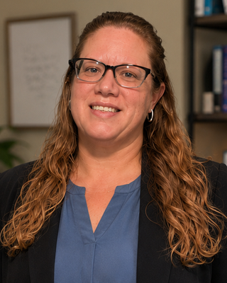 Photo of Rae Rodriguez, Pre-Licensed Professional