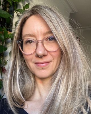 Photo of Natalie Scott, Psychotherapist, MSc, MUKCP