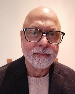 Photo of Jatinder Purwaha, Psychotherapist, MA, MBACP Accred