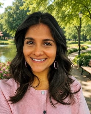 Photo of Johanis Saez-Colon, LMSW