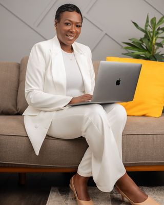 Photo of Jemila McPhee, Clinical Social Work/Therapist, LCSW