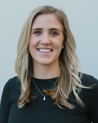 Photo of Jordyn Aylesworth, Counsellor in Victoria, BC
