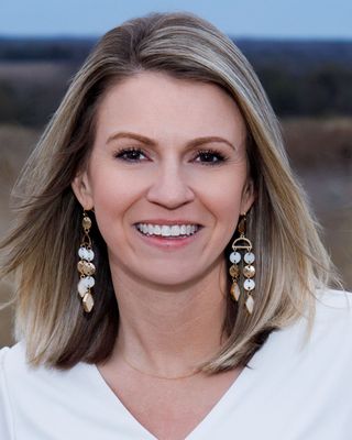 Photo of Karen Weeks, Licensed Professional Counselor, LPC