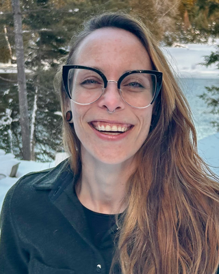 Photo of Rachel Bennett, Registered Psychotherapist, MC, RP, CCC