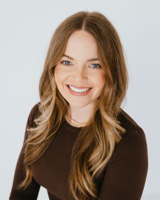 Photo of Clare Pachuilo, Marriage & Family Therapist, LMFT, MS MFT