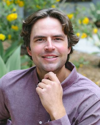 Photo of Carl Hess, Marriage & Family Therapist Associate in Oxnard, CA