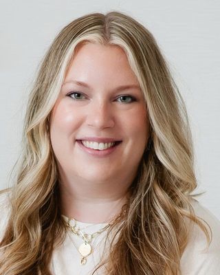 Photo of Emily Cinque, Licensed Professional Counselor, MS, LPC, CTP