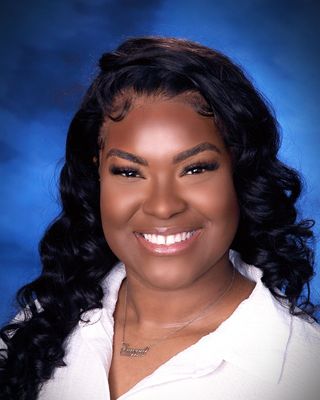 Photo of Javena Rowe, Pre-Licensed Professional, MA, MHC-LP
