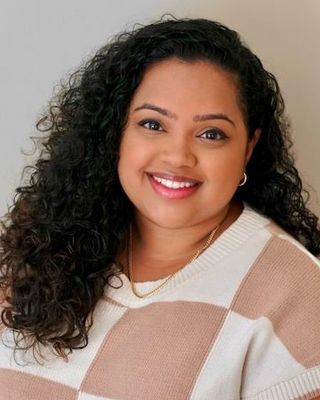 Photo of Angela M Mohamed, Clinical Social Work/Therapist, LMSW