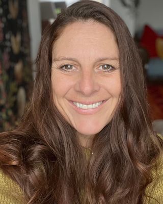 Photo of Lea Lutke, Counsellor, MNCPS Acc.