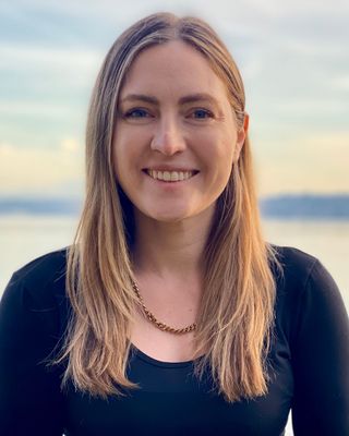 Photo of Liz Rogers, Pre-Licensed Professional in Bryant, Seattle, WA