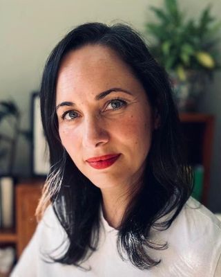 Photo of Samia Gaskell, Counsellor, MSc, MBACP