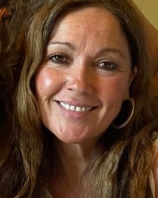 Photo of Suzanne Costa, Marriage & Family Therapist, MA, LMFT