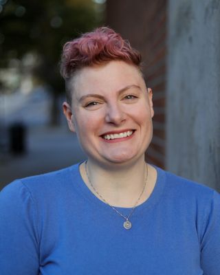 Photo of Kristin Marie Stelter, Clinical Social Work/Therapist, LICSW, MFA