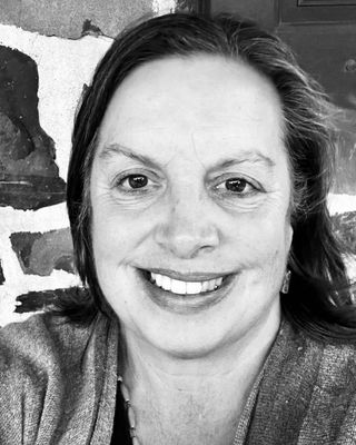 Photo of Elizabeth (Lisa) Stephano - Lisa Stephano LCSW at The Resilience Therapy Group, Licensed Social Worker, LCSW