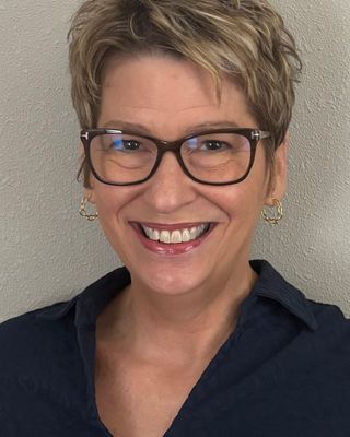 Photo of Pam McKenzie, Licensed Professional Counselor Associate