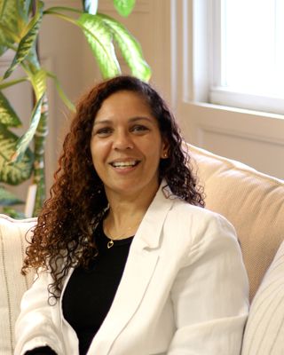 Photo of Helena I Almeida, Clinical Social Work/Therapist, MSW, LICSW