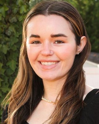 Photo of Emily Ganshaw, Clinical Social Work/Therapist, LCSW