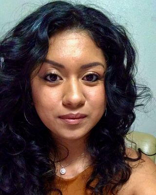 Photo of Alma Hernandez Morris, Psychiatric Nurse Practitioner, MSN, APRN, PMHNPBC