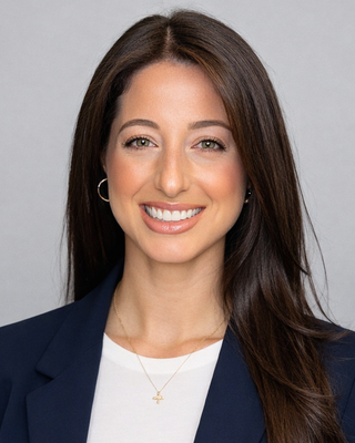Photo of Alexa Dalli, Psychiatric Nurse Practitioner, PMHNP, MSN