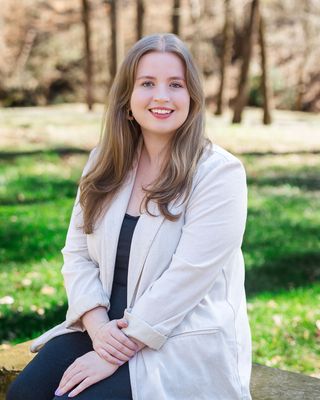Photo of Hannah Johnson, Clinical Social Work/Therapist, LICSW