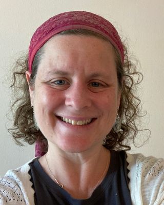 Photo of Hannah Braune-Friedman, Clinical Social Work/Therapist, EMDR, LICSW, LCSW, Trauma, Superv