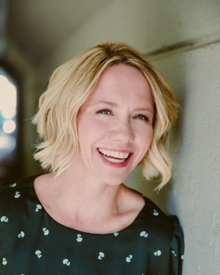 Photo of Kristine Ostroff, Clinical Social Work/Therapist, LCSW