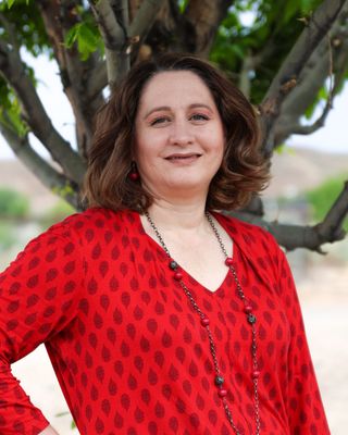 Photo of Julie Carter, Pre-Licensed Professional, BS, SSW, MSW Int