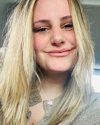 Photo of Natalie Benesh, Marriage & Family Therapist, LMFT