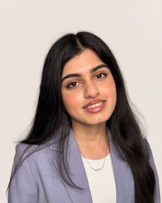 Photo of Aliza Kazmi, Registered Psychotherapist (Qualifying), HBSc